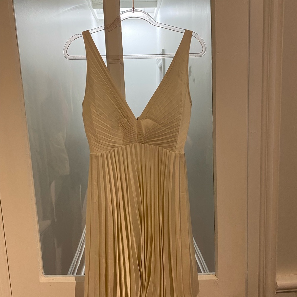 Abercrombie & Fitch Cream Pleated Dress